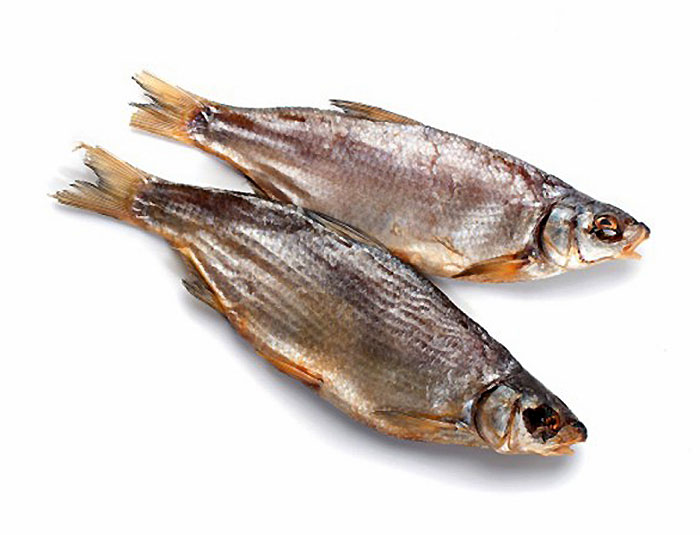 Вяленый рыбец  Это царская рыба, кто его не пробовал, многое потерял. Рыбец это элита посолочной рыбы. Имеет нежнейшее, жирное, очень вкусное мясо не зависимо от размеров. Вяленый рыбец — жирный, прозрачный, просто во рту тает. Он никогда не бывает пересохшим и занимает почетное место среди закуски к пиву.