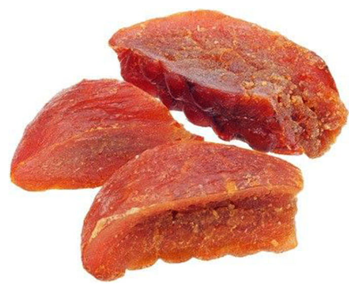 Стоит отметить, что уникальность пользы икры трески заключается в том, что состав продукта обогащен незаменимыми для человеческого организма аминкислотами группы Омега-3. Помимо того, икра трески является действенным природным антиоксидантом. При регулярном употреблении в пищу икры трески повышается иммунитет и улучшается состояние кожных покровов, а также зубов.  Икра трески помогает нормализовать обменные и пищеварительные процессы. Помимо того, икра трески считается действенным средством при лечении, а также профилактике заболеваний сердечно-сосудистой системы. Икра трески оказывает благотворное влияние на весь человеческий организм в целом. Кроме того, икра трески укрепляет сосудистую систему человеческого организма, а также положительно влияет на щитовидную железу.  Калорийность икры трески находится на уровне в 179 Ккал, которые приходятся на 100 грамм продукта. Стоит особо подчеркнуть, что калорийность икры трески совсем не является помехой для того, чтобы причислять продукт к числу диетических. Все дело том, что состав икры трески обогащен легкоусвояемыми белками и жирами природного происхождения.