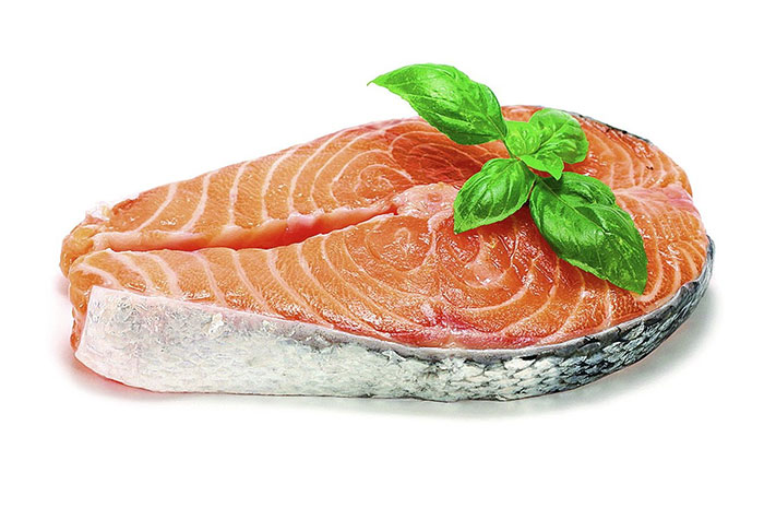 В результате клинический испытаний, у людей, употребляющих лосось ежедневно  в течении месяца, заметно улучшилось состояние кожи, сосудов, состав крови и общее состояние организма. У 10 % полностью прошли суставные боли.